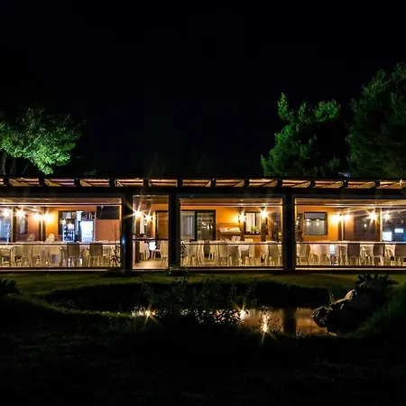 Camping Lago Azzurro * Альтидона